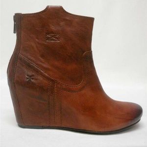 FRYE Carson Wedge Booties